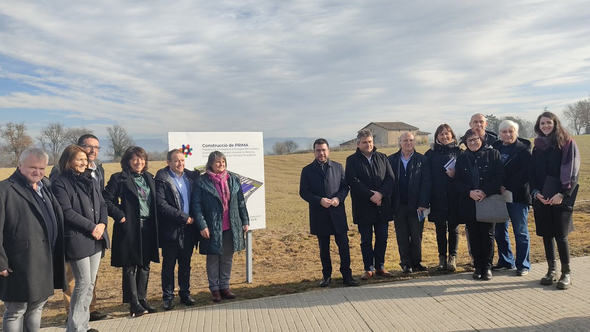 Ajuntament de Gurb (@ajuntamentgurb) on Twitter photo Visita del president <a href="/perearagones/">Pere Aragonès i Garcia</a> als terrenys de Gurb, on està prevista la construcció d'una plataforma d'integració d'energies renovables i emmagatzematge, que servirà per impulsar la recerca, formació i la innovació en la transició energètica. El projecte PRIMA. Visita del president <a href="/perearagones/">Pere Aragonès i Garcia</a> als terrenys de Gurb, on està prevista la construcció d'una plataforma d'integració d'energies renovables i emmagatzematge, que servirà per impulsar la recerca, formació i la innovació en la transició energètica. El projecte PRIMA.