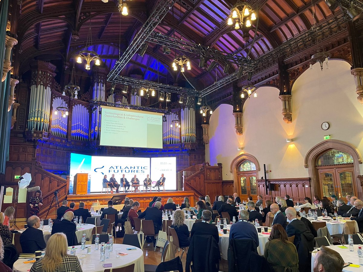 In the historic guildhall building today in Derry to launch the shared island research project #atlanticfutures

Honoured to be in a room full of leaders, academia & entrepreneurs discussing innovation, connectivity, talent, mental health, infrastructure and much more.