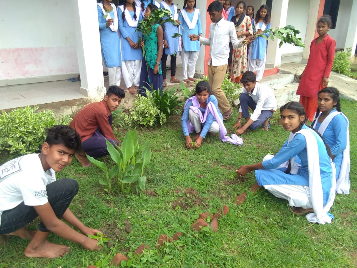 HwcModel's tweet photo. Community Health Officers celebrated #NationalYouthDay2023 at HWCs of 22 districts of #MadhyaPradesh. #community engagement activities conducted such as #cycle rally #yoga session &amp; #Health talk on general hygiene behaviours Supported by CInI #healthcare #year2023 #HealthyLife https://t.co/6M97Zsarwx