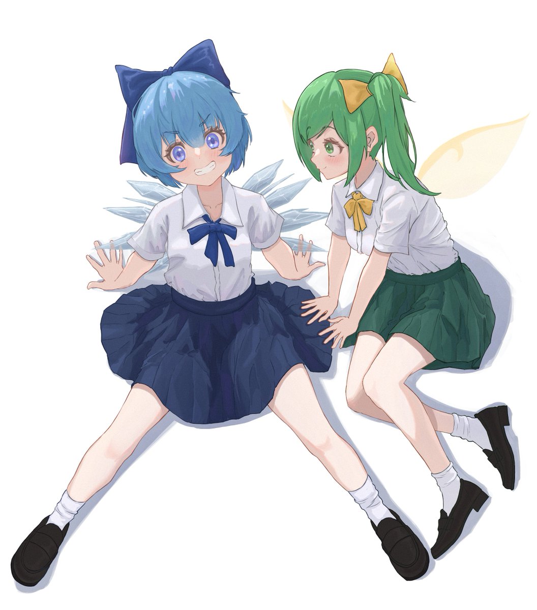 cirno ,daiyousei multiple girls 2girls blue hair bow green hair skirt wings  illustration images