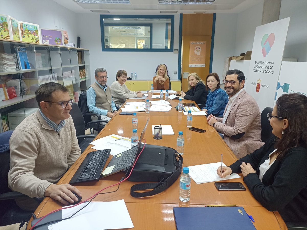 VicepresidenRM's tweet photo. La @UMU con dos reconocimientos y la @unicomplutense de #Madrid con uno han sobresalido en la modalidad trabajos de #investigacion de grado y posgrado. Los galardones se entregarán el próximo 25 de enero https://t.co/r3ePXgOLyu