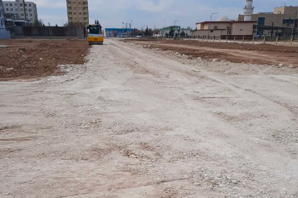 akcakalebld's tweet image. Engelleri birlikte aşıyoruz...

📍 Adnan Menderes Mahallemizde (Devlet Hastanesi arkası) ikamet eden #engeli vatandaşımızın isteğine duyarsız kalmayarak, talep ettiği yolu tamamladık.🚧

Hayırlı olmasını diliyorum.