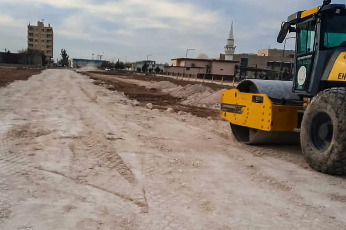 akcakalebld's tweet image. Engelleri birlikte aşıyoruz...

📍 Adnan Menderes Mahallemizde (Devlet Hastanesi arkası) ikamet eden #engeli vatandaşımızın isteğine duyarsız kalmayarak, talep ettiği yolu tamamladık.🚧

Hayırlı olmasını diliyorum.