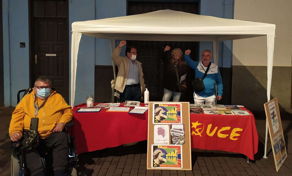 UCECanarias's tweet photo. Mañana sábado pondremos stand para que puedas venir a conocer las publicaciones y campañas de los comunistas de @UCEspana ✊🏽

En #Tenerife
📍Plaza de la Concepción, La Laguna
⌚Todo el día
En #GranCanaria 
📍Plaza Hurtado de Mendoza (Las Ranas) #LPGC 
⌚10 a 13:00 y 17 a 21:00 h https://t.co/mcRWdqsGjs