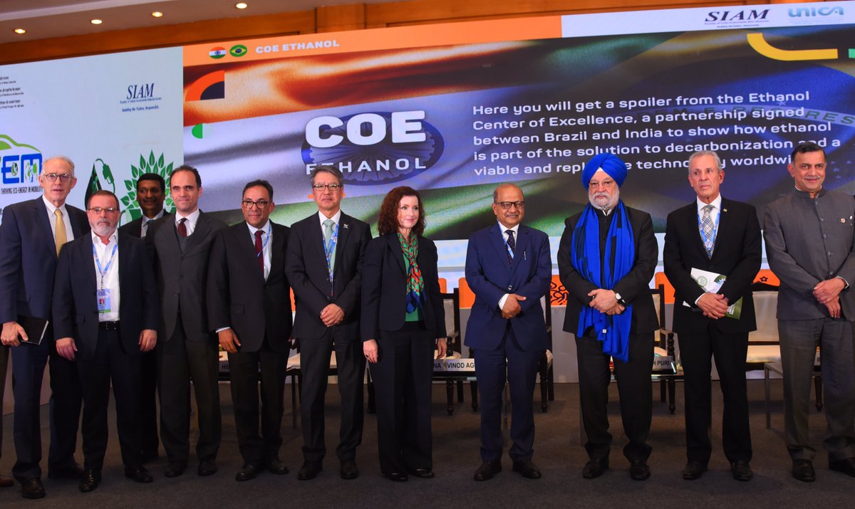 EthanolWorld's tweet photo. The future of Ethanol is here. @siamindia and @UNICA_sugarcane 's Center of Excellence being launched by Shri Hardeep Singh Puri @HardeepSPuri, Minister of Petroleum and Natural Gas (GoI).
#WeArePartOfTheSolution #UNICAatAutoExpo2023 https://t.co/l3zs0NdXlS