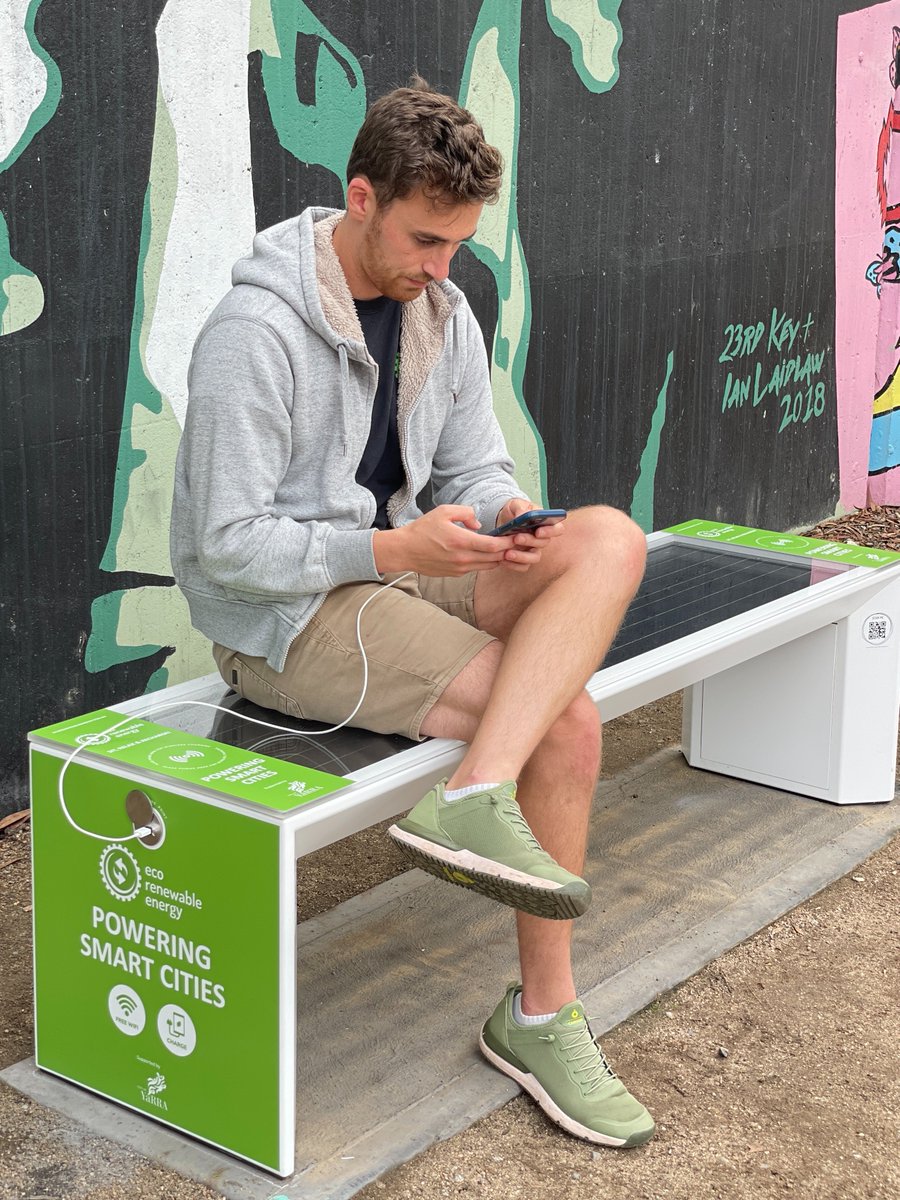 EmpireSarmad1's tweet image. Visit: empiresarmad.ae
Email: info@empiresarmad.ae
Contact: +971 50 465 4581

#smartbench #solarbench #solarbenches #urbanfurniture #streetfurniture #smartcities #solarenergy #solarfurniture #openspaces #publicspaces #streetfurnituredesign #ecofurniture