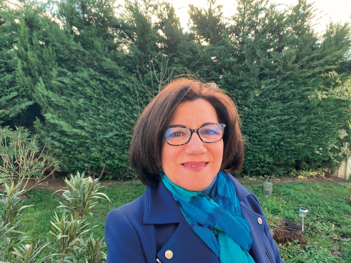 LIRISLyon's tweet photo. Le décès de Salima Hassas, responsable de l'équipe #Sycosma du @LIRISLyon, laisse un grand vide au laboratoire. Nos pensées et nos sincères condoléances vont à sa famille et ses proches. Repose en paix Salima. https://t.co/TCiXYw6mMr