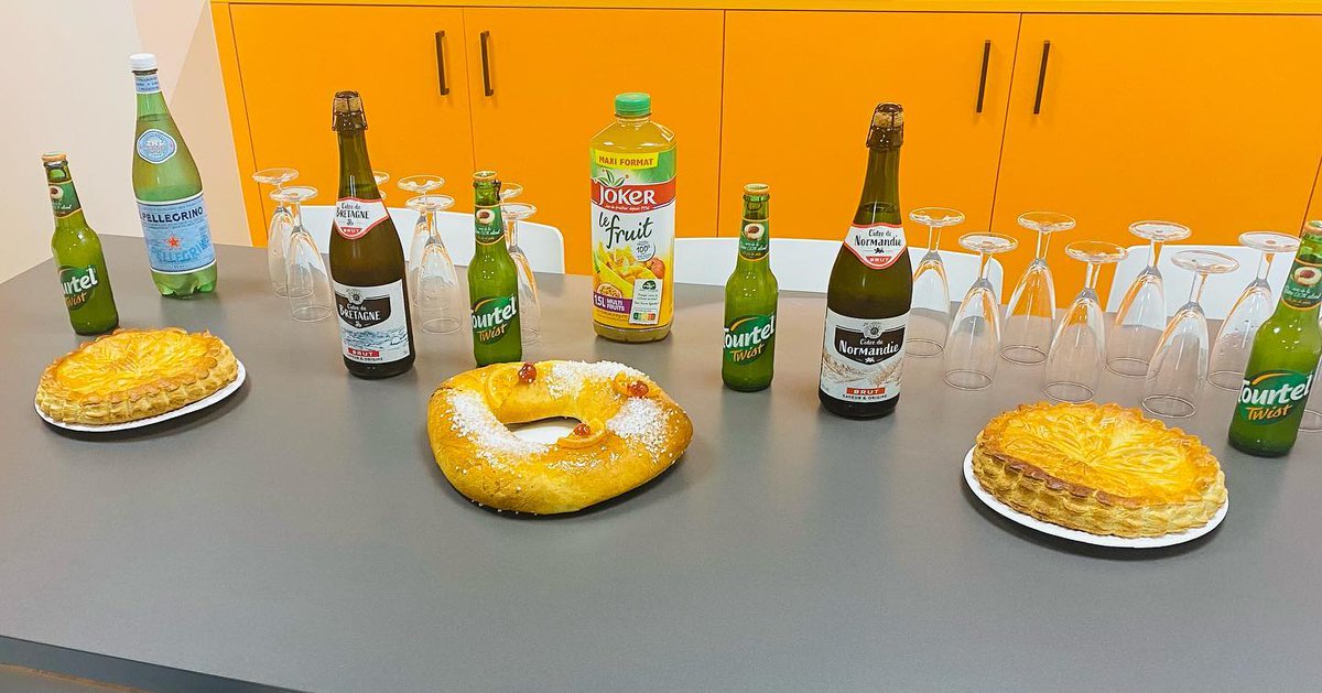 Hier, c’était galette des rois chez Studiel !👑
L’occasion de trinquer à la nouvelle année !🥂

#teamStudiel #galettedesrois #2023