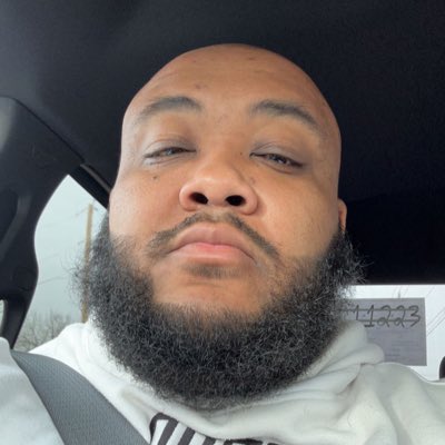 BTee88's tweet photo. #NewProfilePic https://t.co/Cu2ZvLgGiK