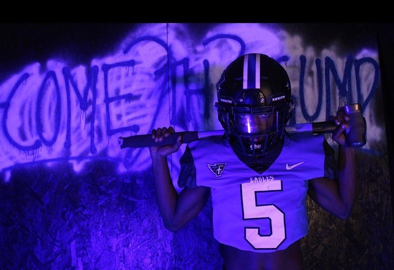 Had a amazing day at faulkner🔵⚪️ <a href="/CoachJoshEv18/">Josh Evans</a> <a href="/BlaineLKMiller/">Blaine L Kauhiohoakaokalani Miller</a>