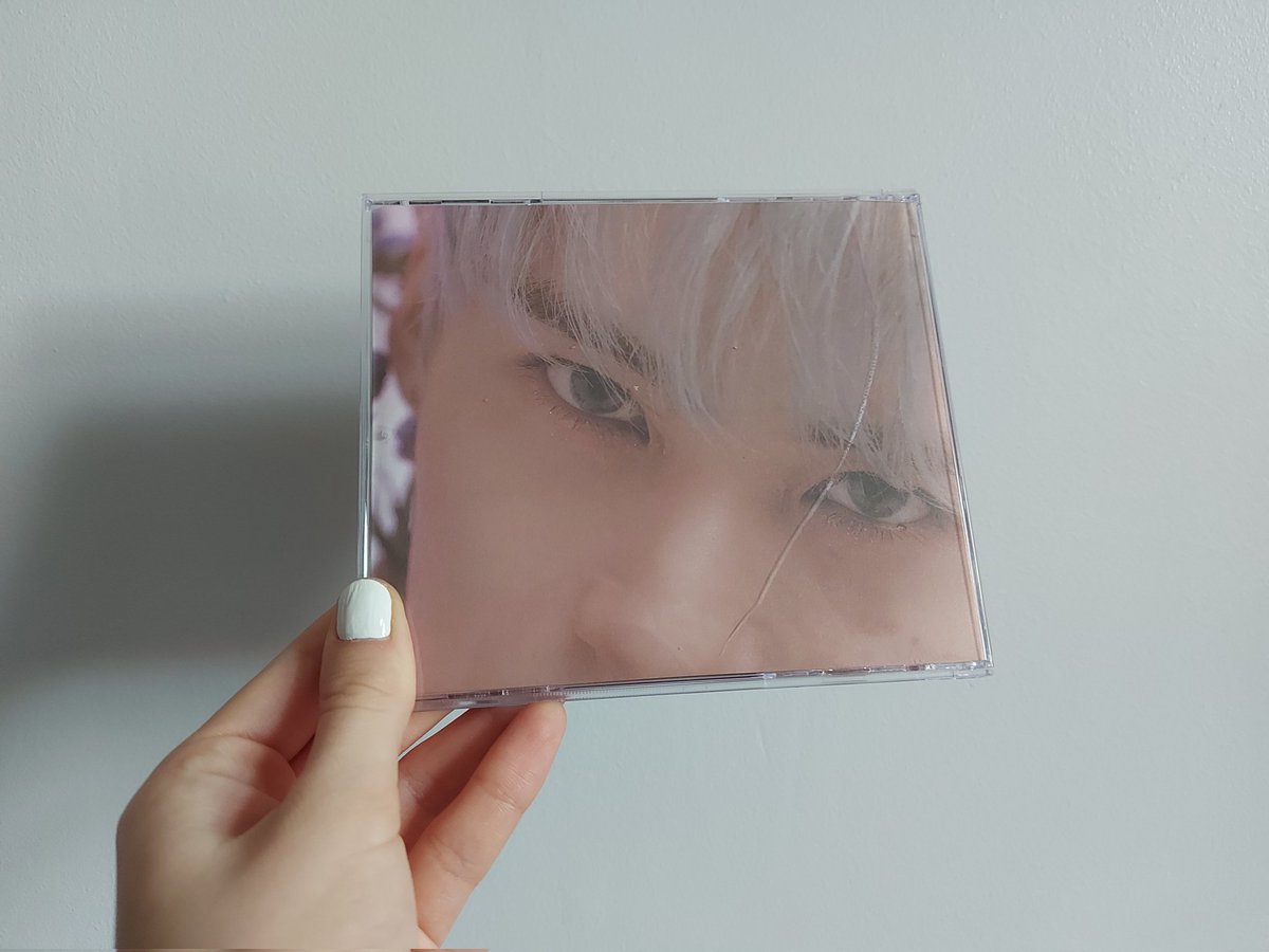 sunshineholshop's tweet photo. #PENTAGON #YANAN #WE_TH
Pentagon We:th Seen Version Yanan scrapbook jewel case https://t.co/hbLmJ8nXVA