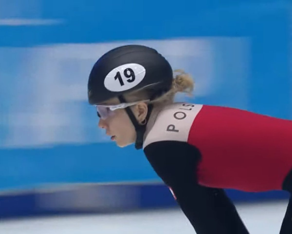 SBCPortal's tweet image. 1000 m♀️
✅Kamila Stormowska 🇵🇱1:37.615 (2) 
✅Gabriela Topolska 🇵🇱1:35.411 (2)
✅@NMaliszewska 🇵🇱 1:35.061 (1)

1000 m♂️
✅Łukasz Kuczyński 🇵🇱 1:29.771 (2)
✅Diane Sellier🇵🇱 1:32.086 (1)
✅Michał Niewiński 1:30.046 (2)
#ShortTrackSkating #shortrack
#gdansk #europeanchampionships