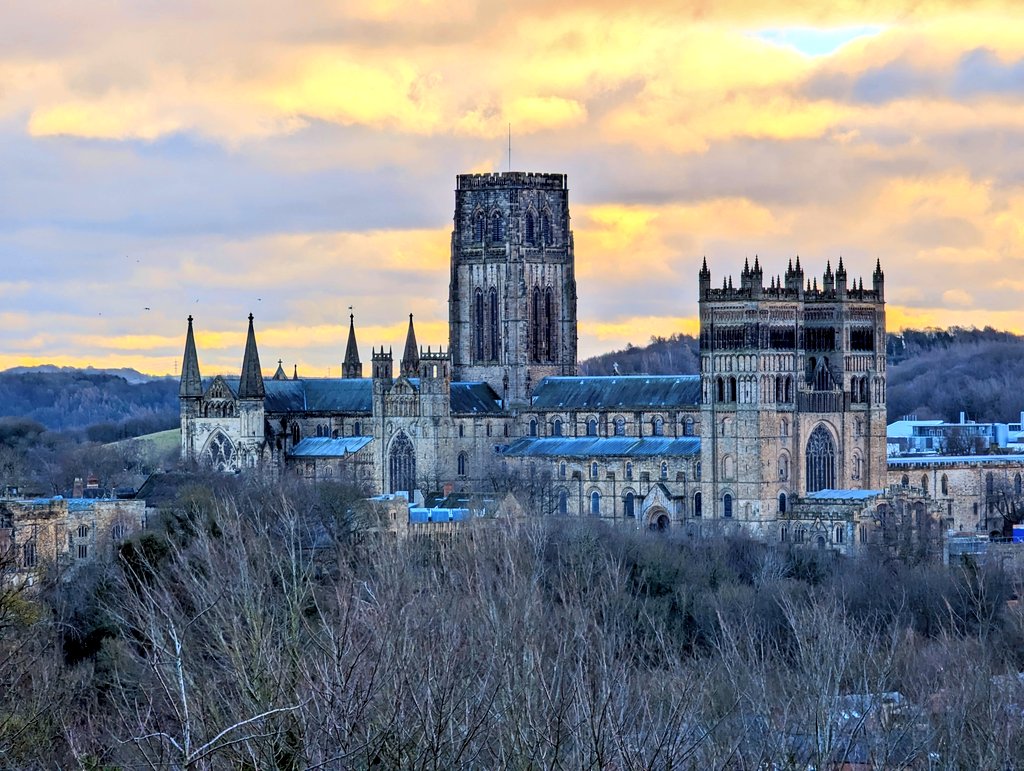 I never tire of heading into #Durham's Wharton Park to enjoy the magnificent view of @durhamcathedral ⛪ #LoveDurham