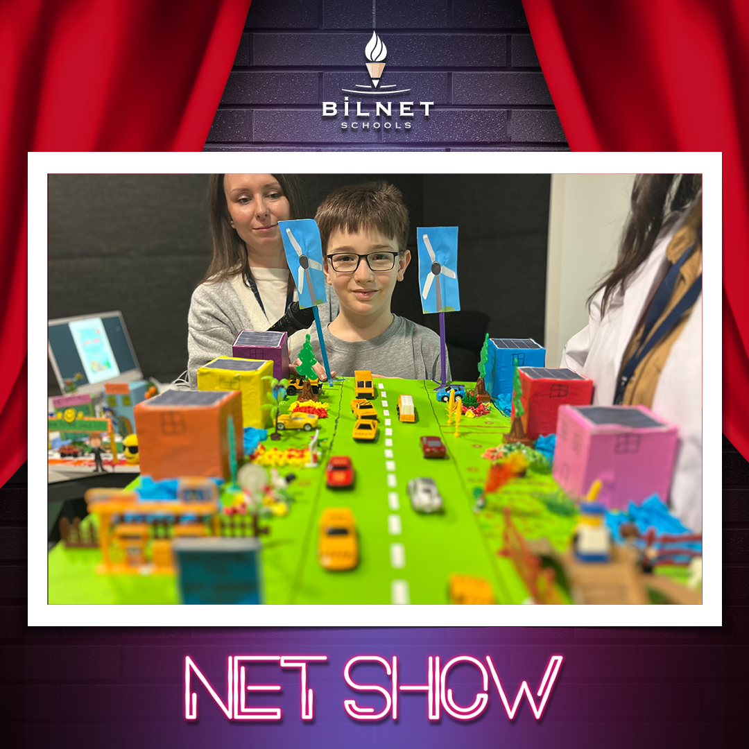 bilnetbalikesir's tweet image. Bilnet Okulları NET SHOW'da!
İngilizce dersi kapsamında düzenlenen Net Show etkinliğinde, öğrencilerimiz performanslarını sahnede sergilediler. 

Bilnet Schools are at NET SHOW!
Our students prepared their stunning on-stage presentations to wow you!

#BilnetOkulları #NetShow