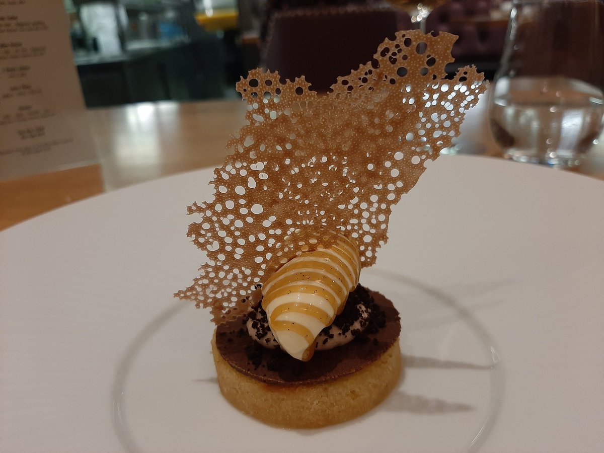 MichelinGuideUK's tweet photo. A calm, focused team at Ben Wilkinson at The Pass
#LowerBeeding #WestSussex
https://t.co/UCklRNm59c https://t.co/Z8hzBKiQ4O