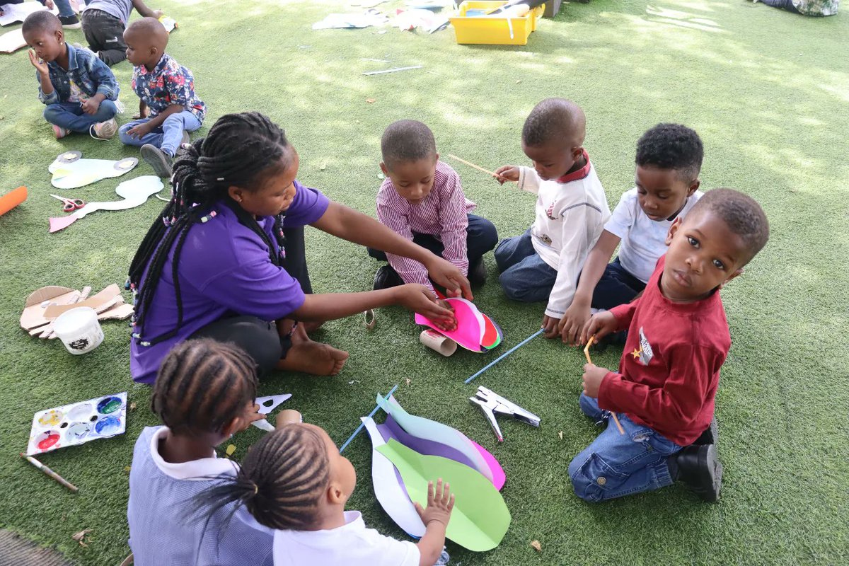Doveland International School tweet media