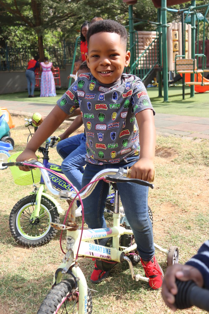 Doveland International School tweet media
