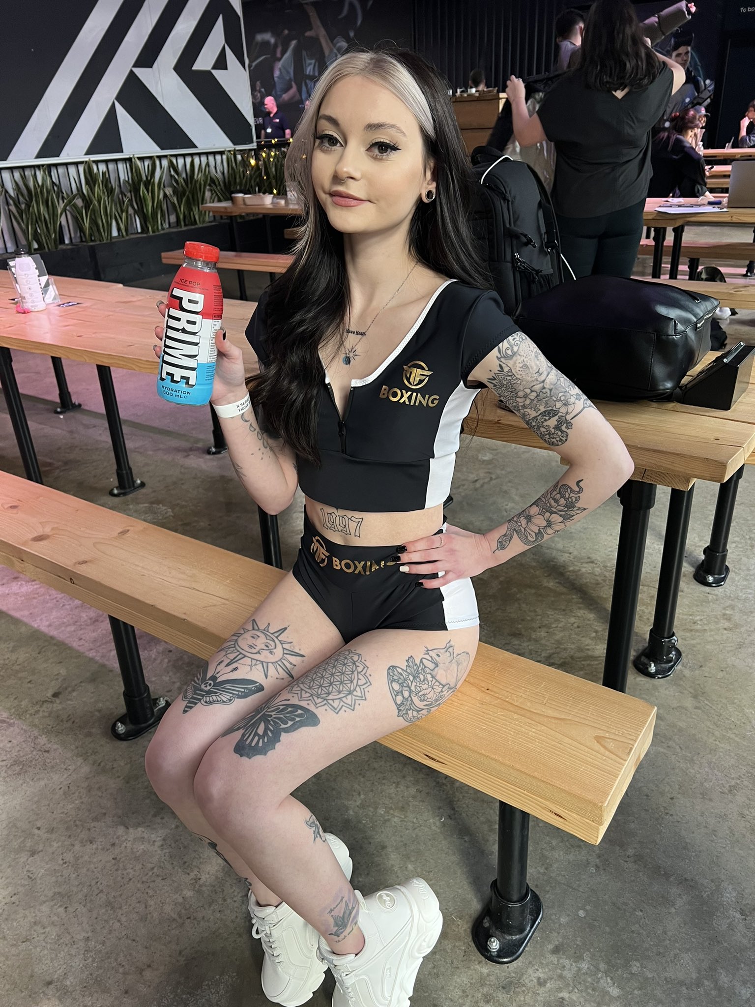 Jade Berry on X: @PrimeHydrate @KSI I finally got to try some today 🖤  t.cojZhYlowzku  X