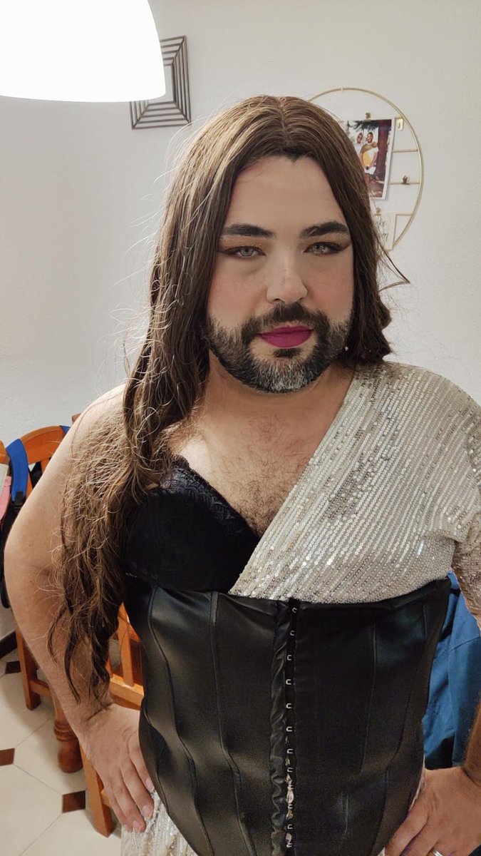 Yorch_BC's tweet photo. Lula Mindundi, de andar por casa #dragqueen #beardedqueen https://t.co/3041hrVpbs