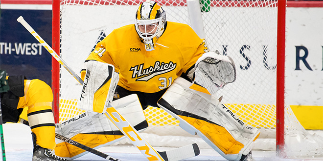 Pushing For 1st ... Michigan Tech, Coming Off Tournament Title, Looking to Make a Surge in CCHA - collegehockeynews.com/news/2023/01/1… <a href="/mtuhky/">Michigan Tech Hockey</a>