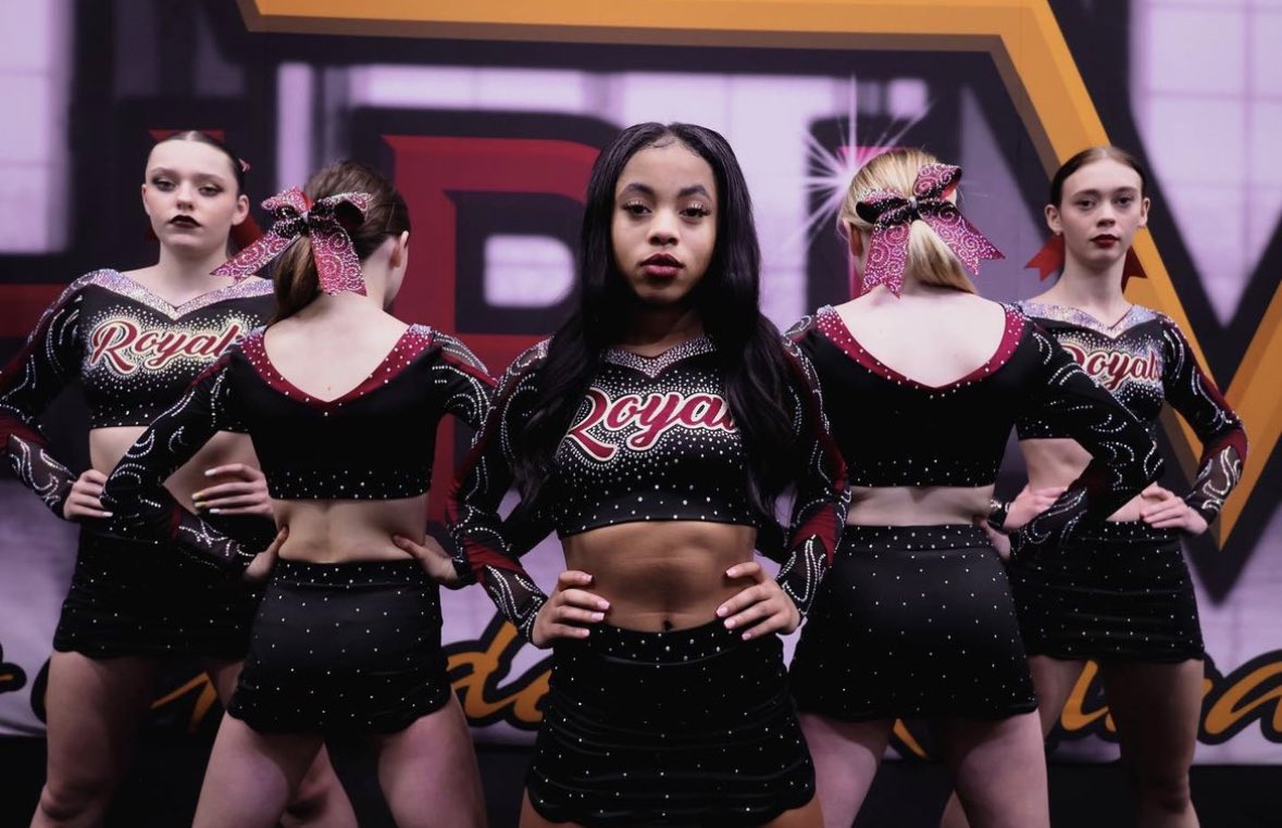 Varsity All Star Fashion tweet media