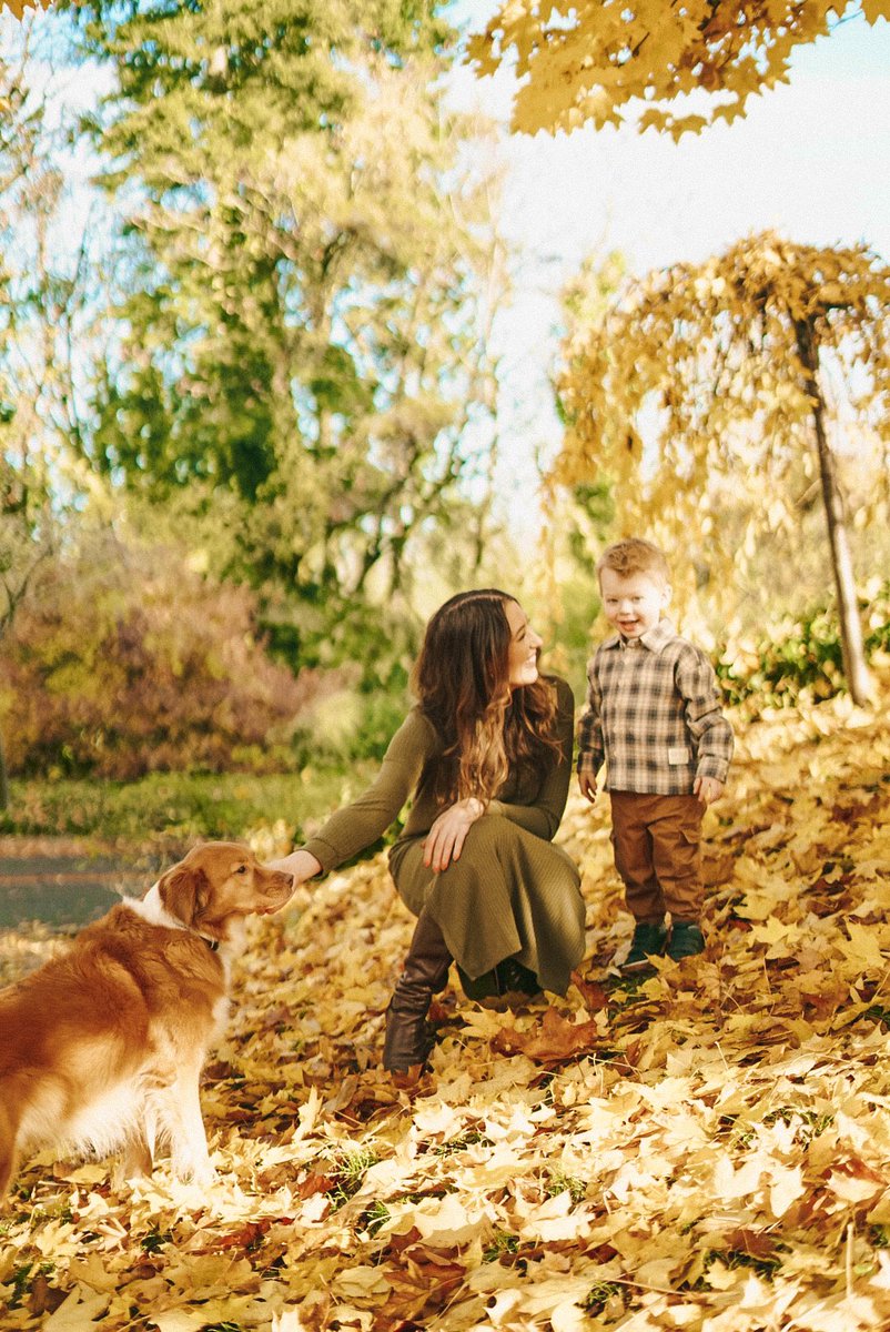 Happy Friday from my family to yours. 🤍