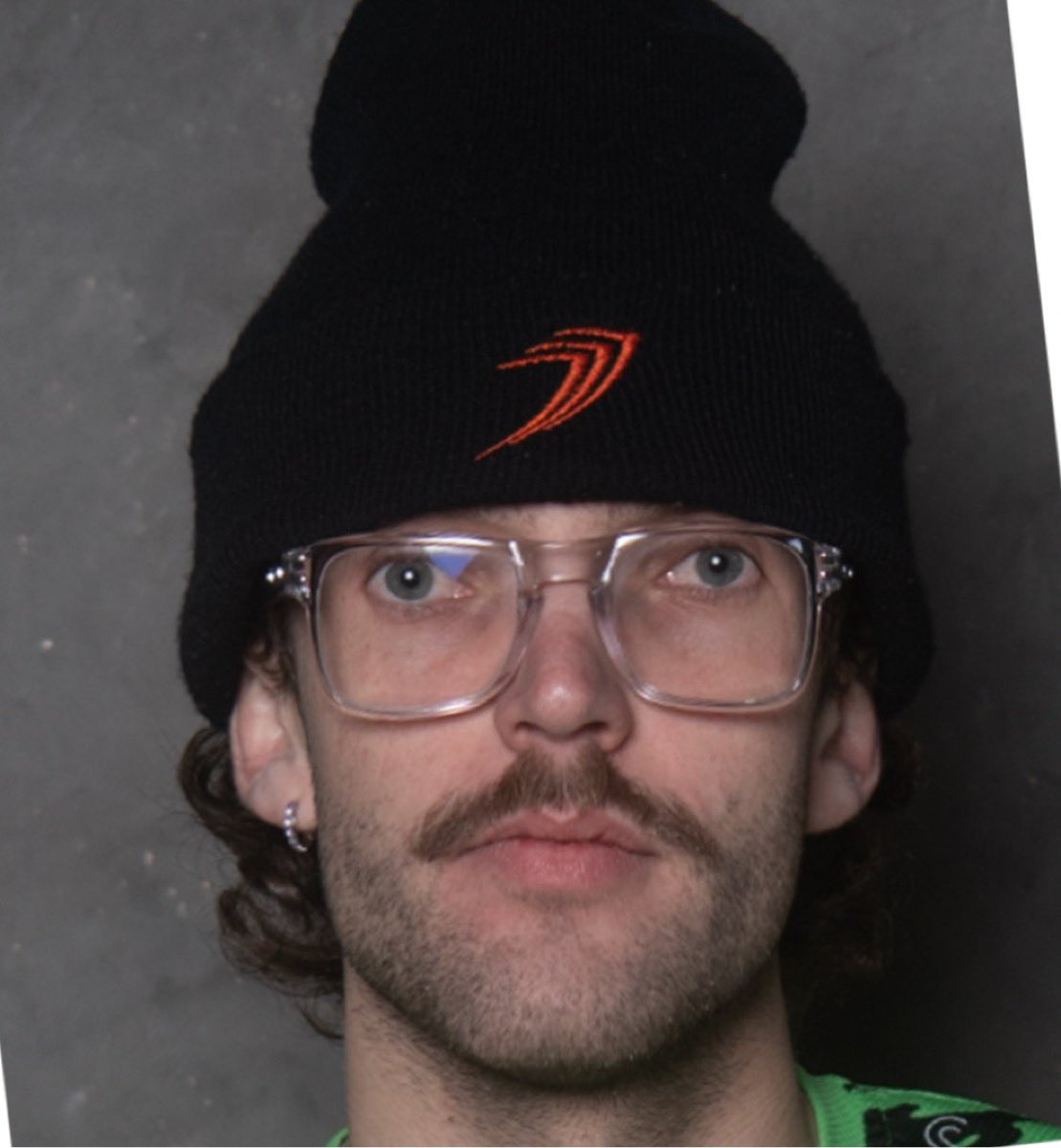 Midjefigur tweet media