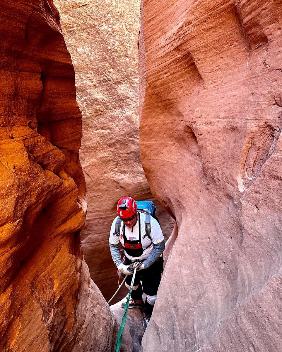 North_Wash's tweet photo. Exploring the Hogs in North Wash canyons with our buddy Matt. #canyoneering #canyoneeringutah #canyoneeringadventure #canyoneeringexperience https://t.co/i42l6dG5ox