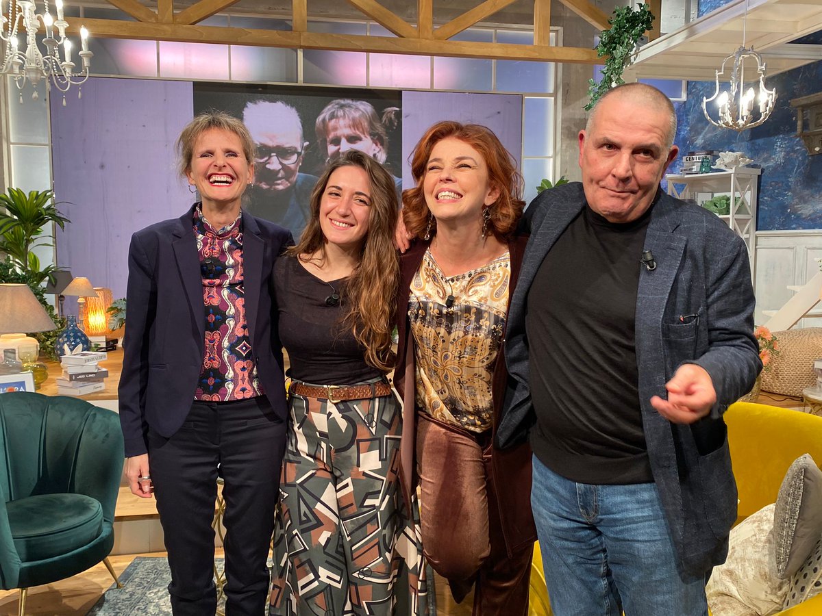 L'#OraSolare ricorda il M° Ennio #Morricone compositore, direttore d’orchestra, musicista pluripremiato
Con Paola Saluzzi il figlio Marco, la nipote Valentina, il direttore Maurizio Billi della Banda musicale <a href="/poliziadistato/">Polizia di Stato</a> e la violinista Prisca Amori
#18gennaio 12.20 <a href="/TV2000it/">Tv2000.it</a>