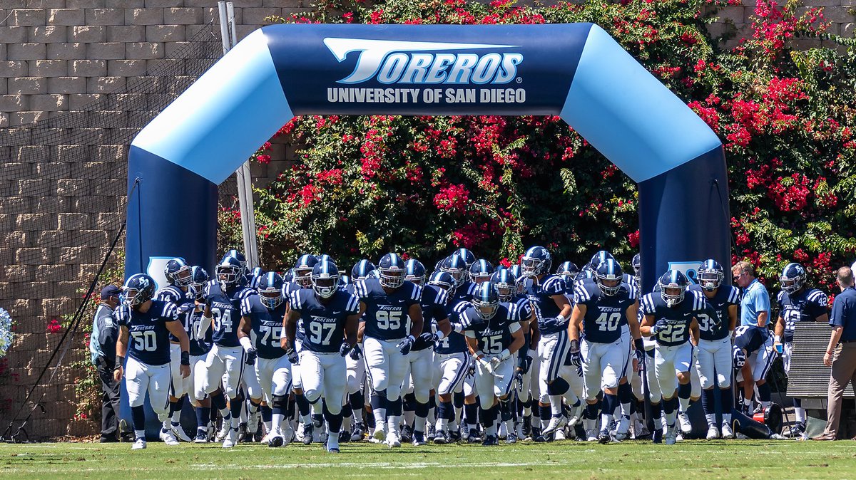 Excited for this weekend <a href="/USDFootball/">San Diego Football</a>! Gonna be a great experience! <a href="/Coach_CoryWhite/">Cory White</a> <a href="/AustenJacobs/">Coach Jacobs</a> @Coach_Govan <a href="/ttherzog/">Coach Trent Herzog</a> <a href="/SVHS_FB/">St. Vincent de Paul College Prep Football</a> <a href="/CoachPerrone/">Coach Perrone (My Recruits)</a> <a href="/PGregorian/">Paul Gregorian</a> <a href="/westcoastpreps_/">West Coast Preps</a> <a href="/HaroldAbend/">Harold Abend</a>