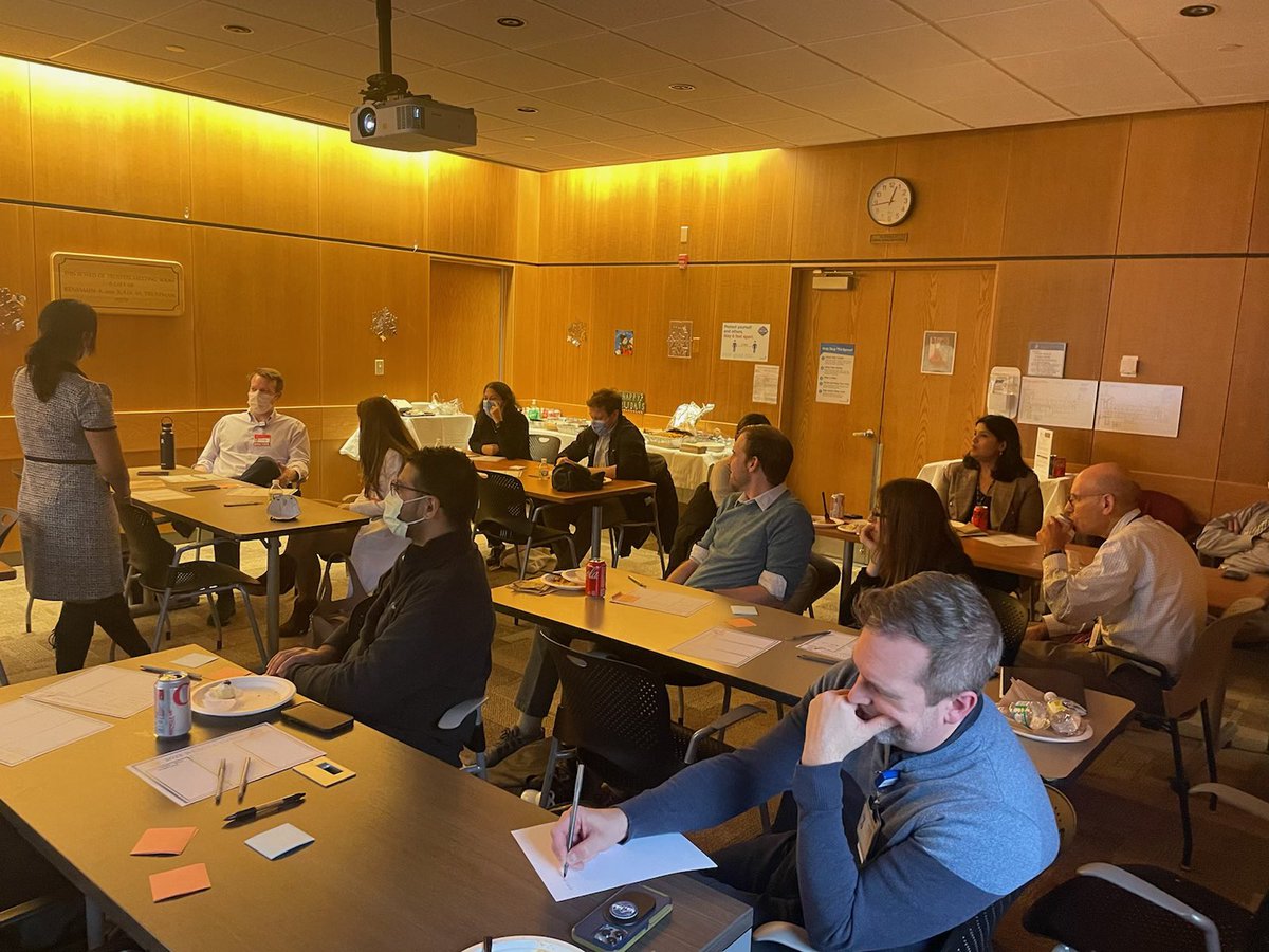 We had a blast hosting our first BIDMC Academy session of 2023!
 
In this collaborative forum we focused on how to Advance Your Academic Resolutions and collectively brainstormed ways to advance our goals.
 
#NewYearResolution #MedEd #MedTwitter