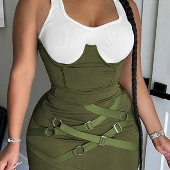 ShopCallieLives's tweet photo. So good I had to share! Check out all the items I'm loving on @Poshmarkapp #poshmark #fashion #style #shopmycloset #callielives: https://t.co/pKh7MJCOxX https://t.co/t8m05aj3qk