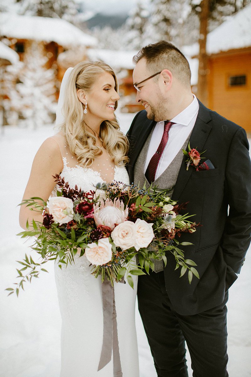 Every season is a good time for a mountain wedding! All our Inns offer exclusive wedding packages to help make your dream wedding come to life! charminginnsofalberta.com/weddings
Photo Credit: Ashley Lewkowicz, Signature Weddings by Ashley