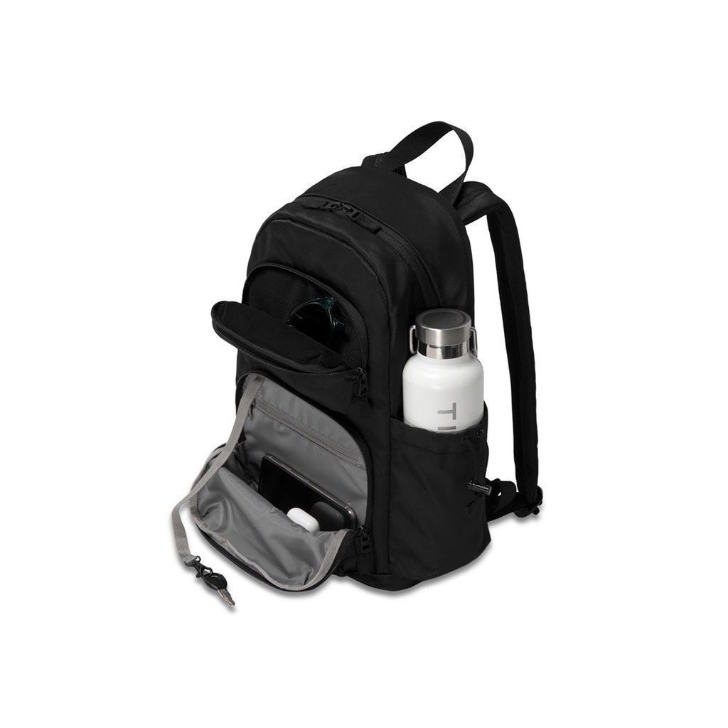 spillbeste's tweet photo. Rekomendasi Backpack yang Kece Abis!!

-A Thread- https://t.co/B6OgLtwKdw