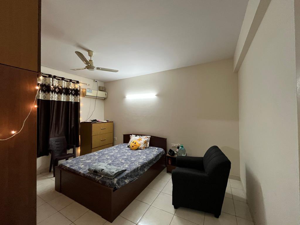 Harshil Gandhi tweet media