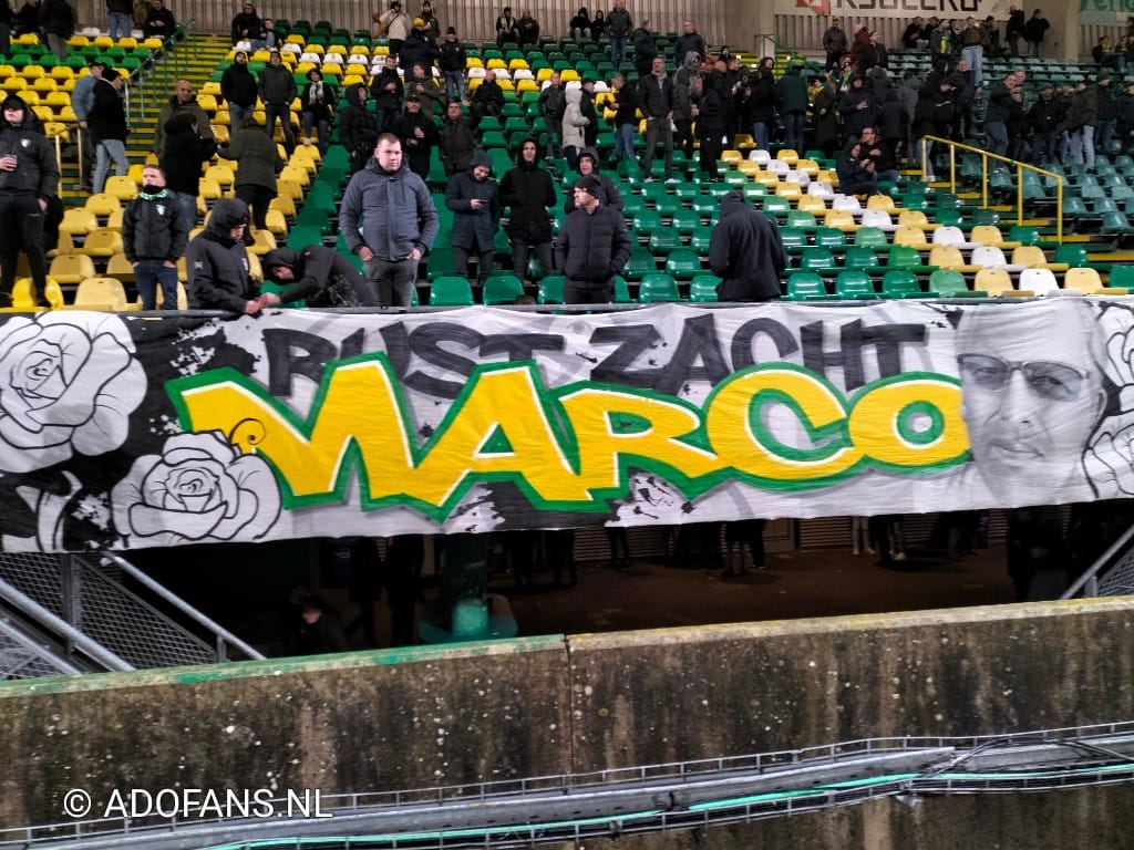 ADOfans's tweet photo. Mooi spandoek voor een mooie man: HM66, Marco van Dalen #adodenhaag #adomvv https://t.co/CmBDbCj3hM