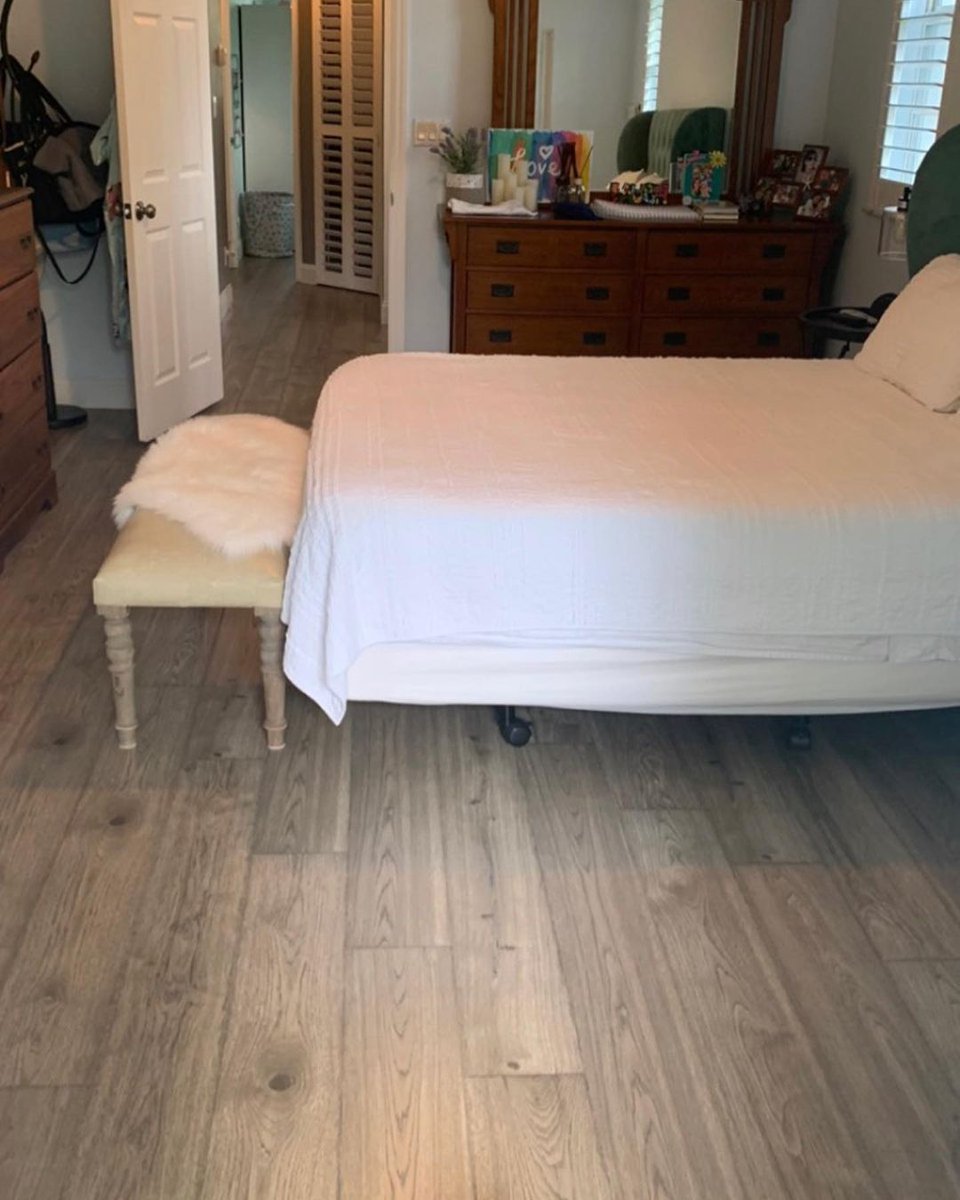 EmpireToday's tweet photo. Level up your home with new floors! Another satisfied customer with beautiful new floors.

📷 isabella_realtor_designer on Instagram

https://t.co/WKGoEQaCgh

#repost #EmpireToday #rentalproperty https://t.co/2SqKjZJsjV