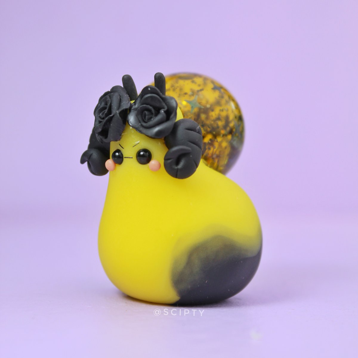 yellow devil snails
