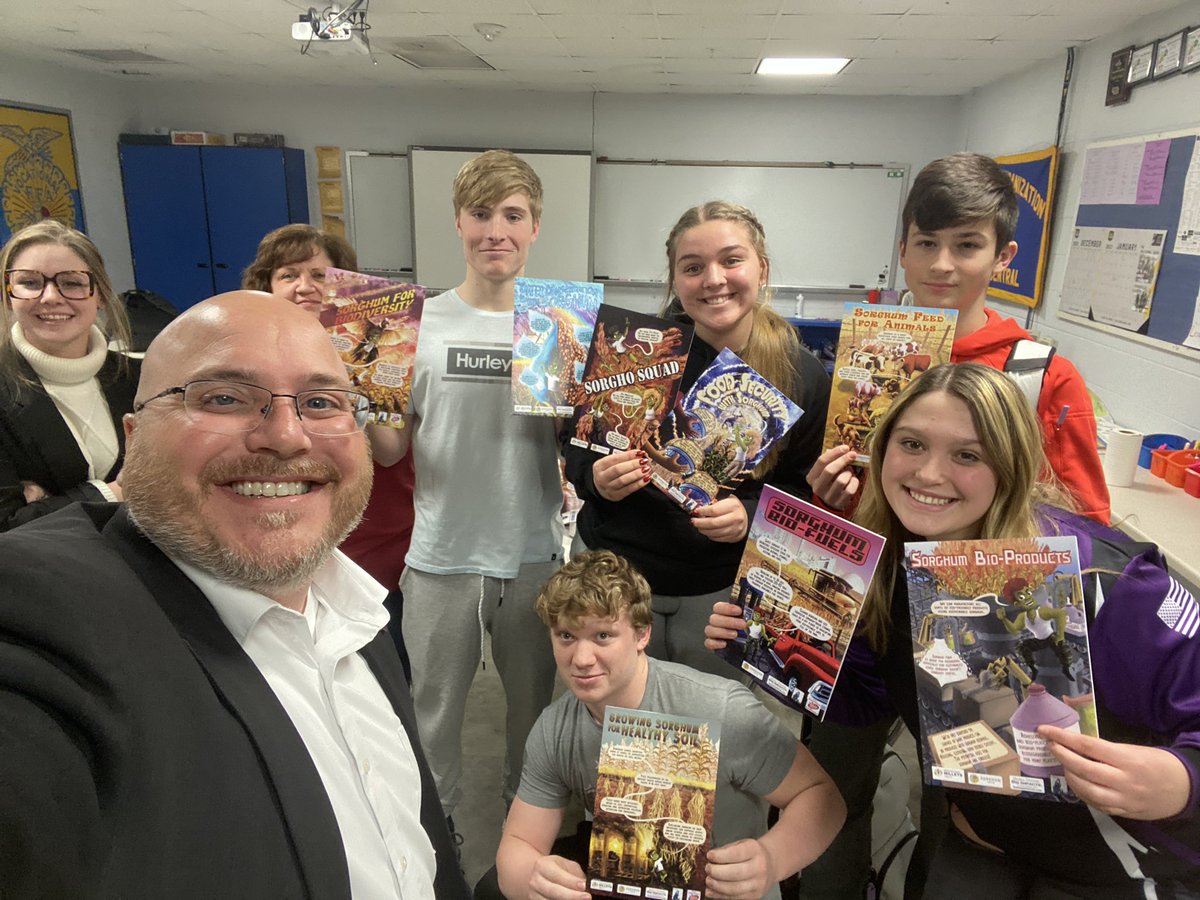 Enjoyed spending part of the day with Mr. Kurt VandeWalle’s Fillmore Central #FFA #students! 

Excellent questions and engagement around #diversified #croppingsystems, #sorghum-based #products, and careers in #agriculture in #Nebraska.