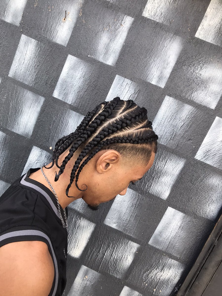 BarbeariaTheus1's tweet image. Trança Nagô + Corte Americano💈
.
.
.
.
Agendem Já Seus Horários 📲
.
.
.
.
#viralTiktok #trança #Twitter #VIBE #Flowers