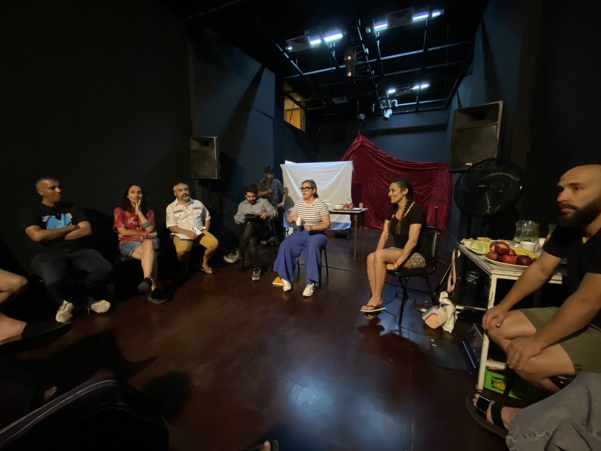 sidarte_chile's tweet photo. Dialogamos con @SubseCulturas @AGutierrezVas acerca del Estatuto laboral de trabajo cultural y la nueva tributación que afecta a nuestro sector. #sidarte #sindicato https://t.co/NfxxG7bfK6