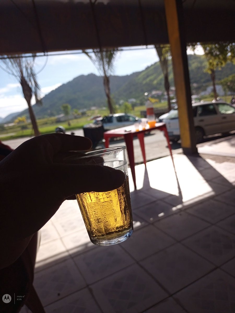 KVN_LOREDO's tweet photo. Calor tem 🍺 https://t.co/vMCecQSf66