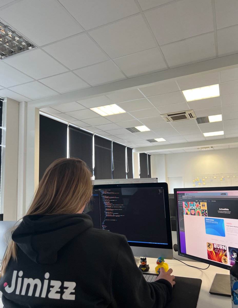 _jimizz's tweet photo. It's a studious Friday here at Jimizz office! 🤓

Our developer is working on the payment utilities of the token! 🚀

#GrabTheBullByTheBalls #Jimizz $JMZ https://t.co/Df9nu8NiCN