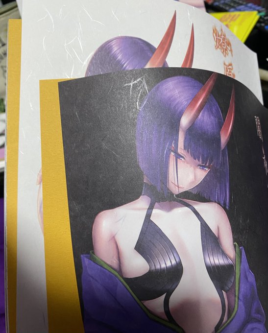 今日再版分が届きました
せっかくなので遊び紙おそろにしときました
新刊はまだ初版があるのでそっちを優先的に出しますけどもしこっちがよかったらBOOTHなら出せるので言ってください 