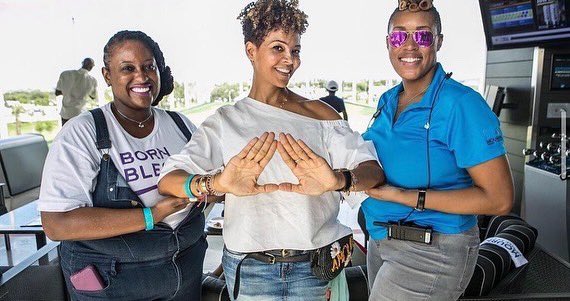 StylingPurpose's tweet image. Oh to be a to a Delta girl! 🔺Please join us in wishing our CEO and Creative Director, @iamlashannon_ and the women of @dstinc1913 a Happy Founders Day! Congrats on 110 years of sisterhood, service and scholarship. ❤️

..

#DecadesofDST #DST110 #DST1913