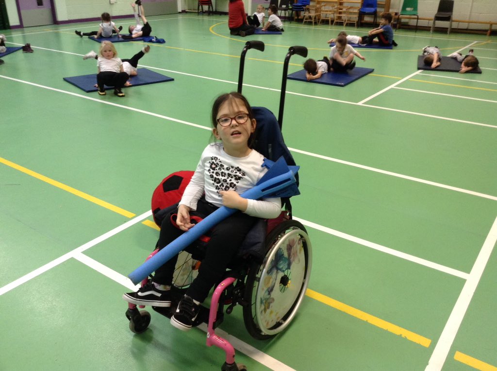 springwoodyear1's tweet image. More PE pictures - look at our shapes ! #swhpe