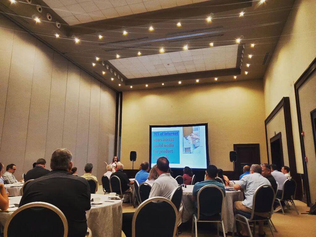 Moore_Services's tweet photo. Peg Fitzpatrick educates us on social media at Brainstorming with NCA &amp; DLI at Secrets Royal Beach in Punta Cana.
#drycleaning #cleaners #cleaner #socialmedia #educational #pegfitzpatrick #puntacana #NCA #DLI #deliveringmoore https://t.co/WFLa9b4DXA https://t.co/NSobxPs69Y