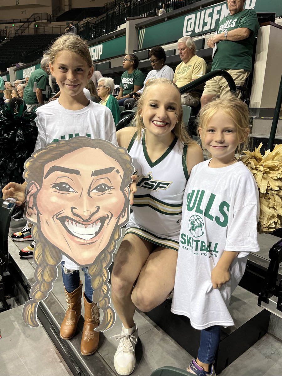 FutureBull0101's tweet photo. Good luck to our girlsβ favorite cheerleader @_taylorhand_ & the rest of her @USFAllGirlCheer squad as well as the @USFCoedCheer as they take on Nationals this weekend! π€π€#USFCheer #HornsUp #StickIt #Hit https://t.co/bWGMNNfK8F