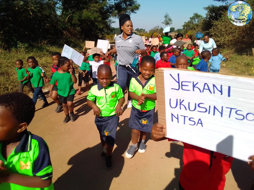 HumanaSA's tweet image. Our goal in 2023 will be to continue strengthening families, especially women, and communities to meet daily challenges. Additionally, we will continue to protect children in order to ensure their safety and health as well as enhance their potential #communitydevelopmentprogram