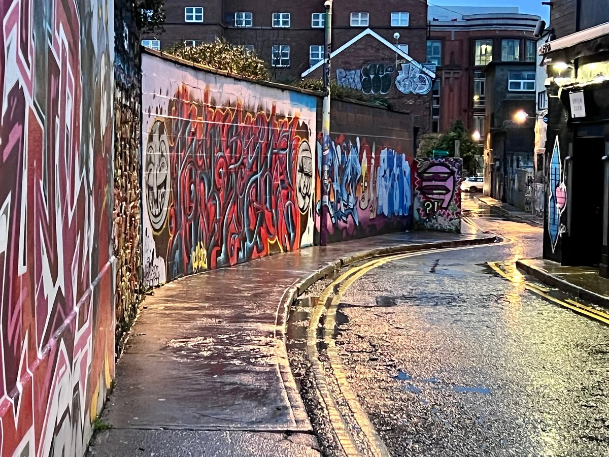 MehdiElGueddari's tweet photo. Morning run in Dublin 2 &amp; Dublin 8 a year ago https://t.co/5EvbeJ74j4